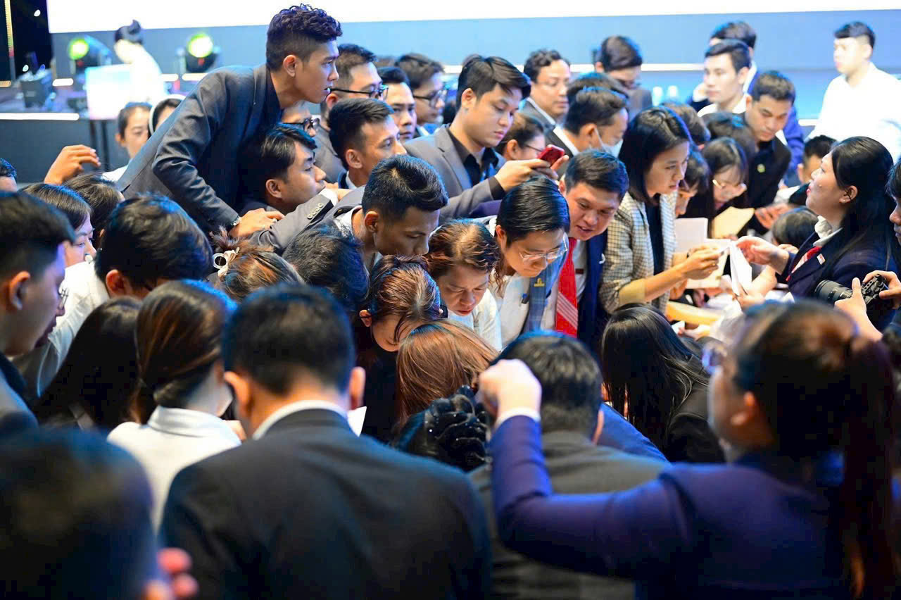 z6687438027422_6088984d800be88d761608ea0410c3a3